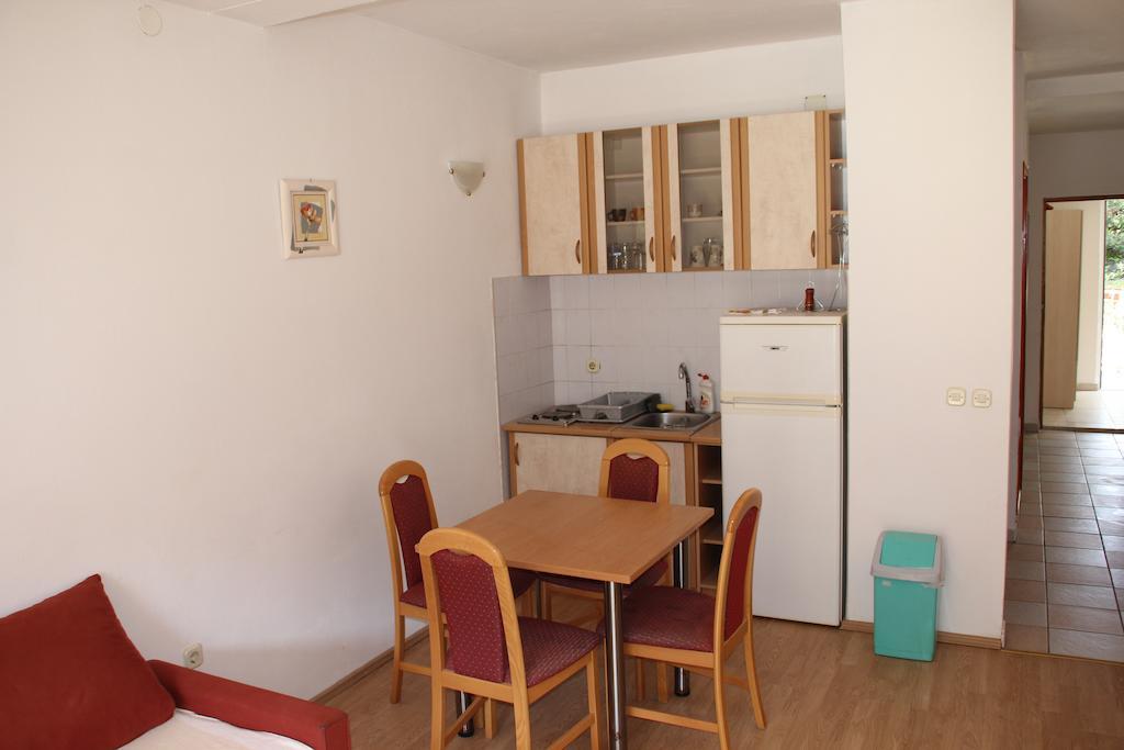 Guest House Katic Trpanj Værelse billede