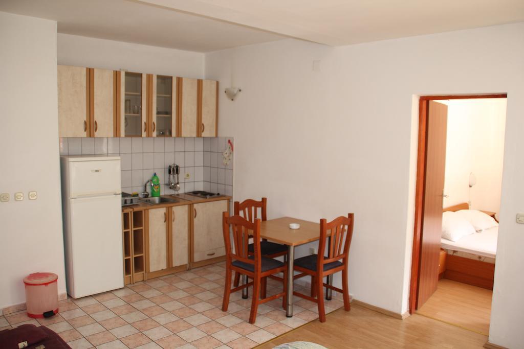 Guest House Katic Trpanj Eksteriør billede